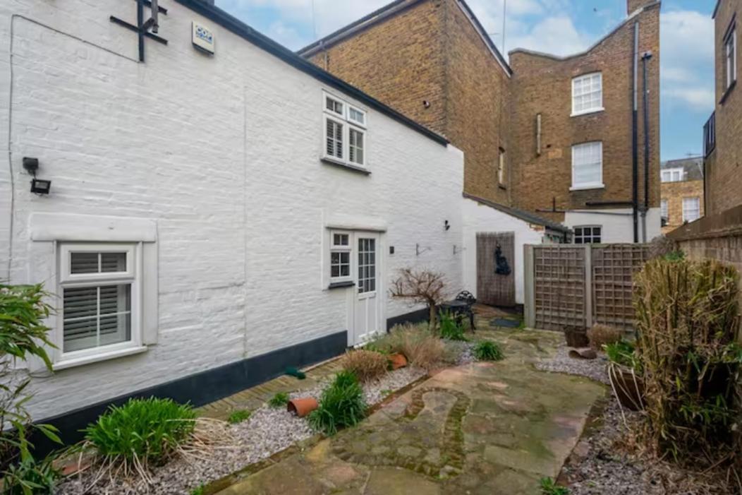 Two Bedroom Private Cottage With Private Parking Just By The Sea Herne Bay Exterior foto