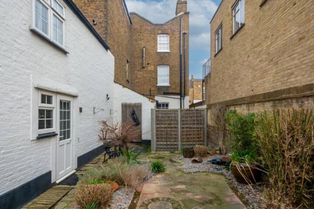 Two Bedroom Private Cottage With Private Parking Just By The Sea Herne Bay Exterior foto
